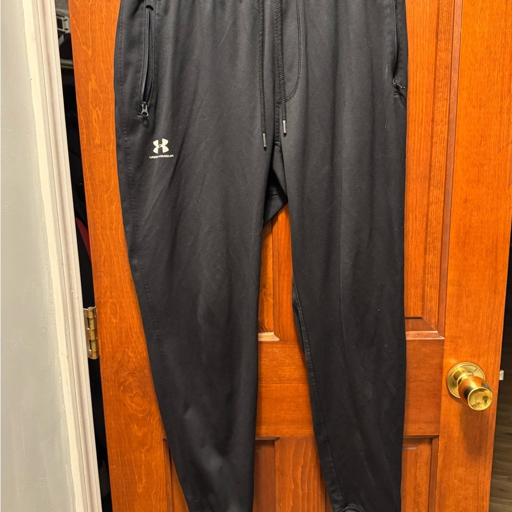 Under Armour Men's Charcoal Joggers